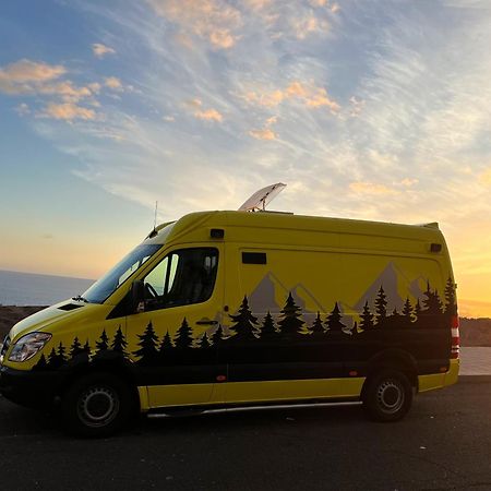 On Road- Feel Freedom With Campervan! Guincho  Экстерьер фото